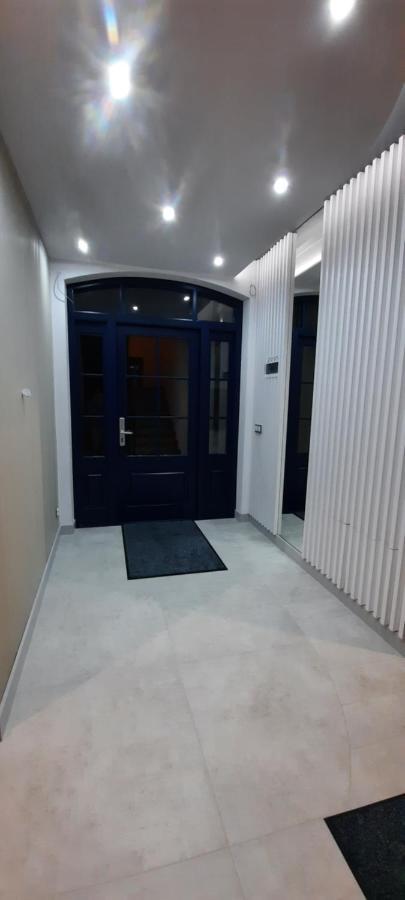 Elff -apartamenty I Goscinne *