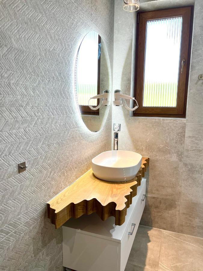 Homestay Elff -apartamenty I Goscinne Cisna