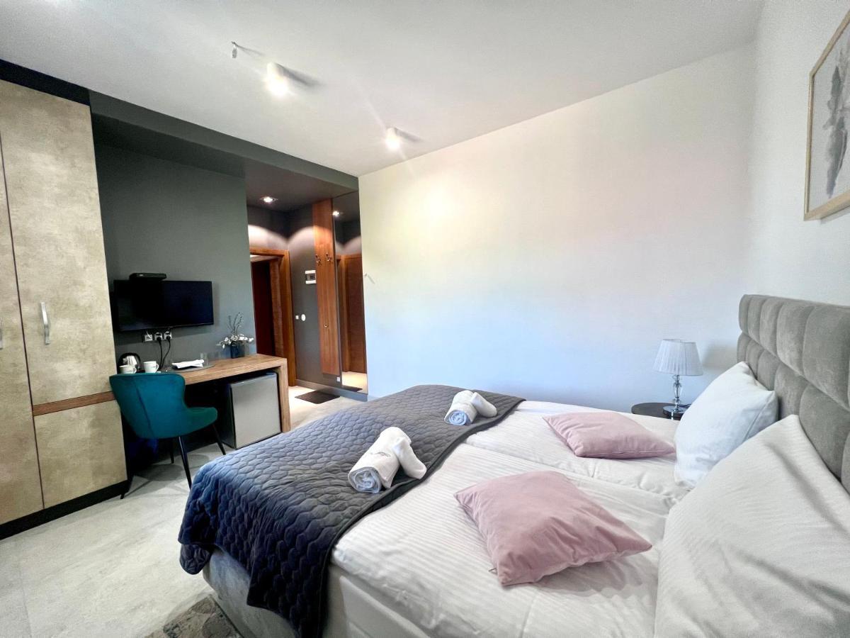 Elff -apartamenty I Goscinne Homestay