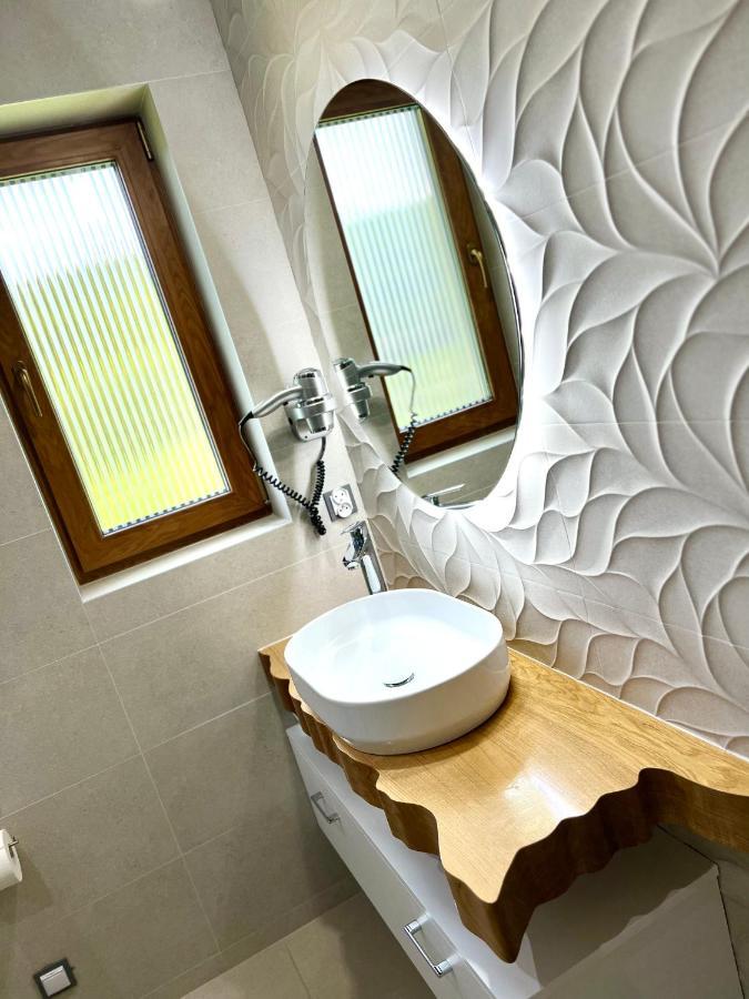 Elff -apartamenty I Goscinne Homestay Cisna