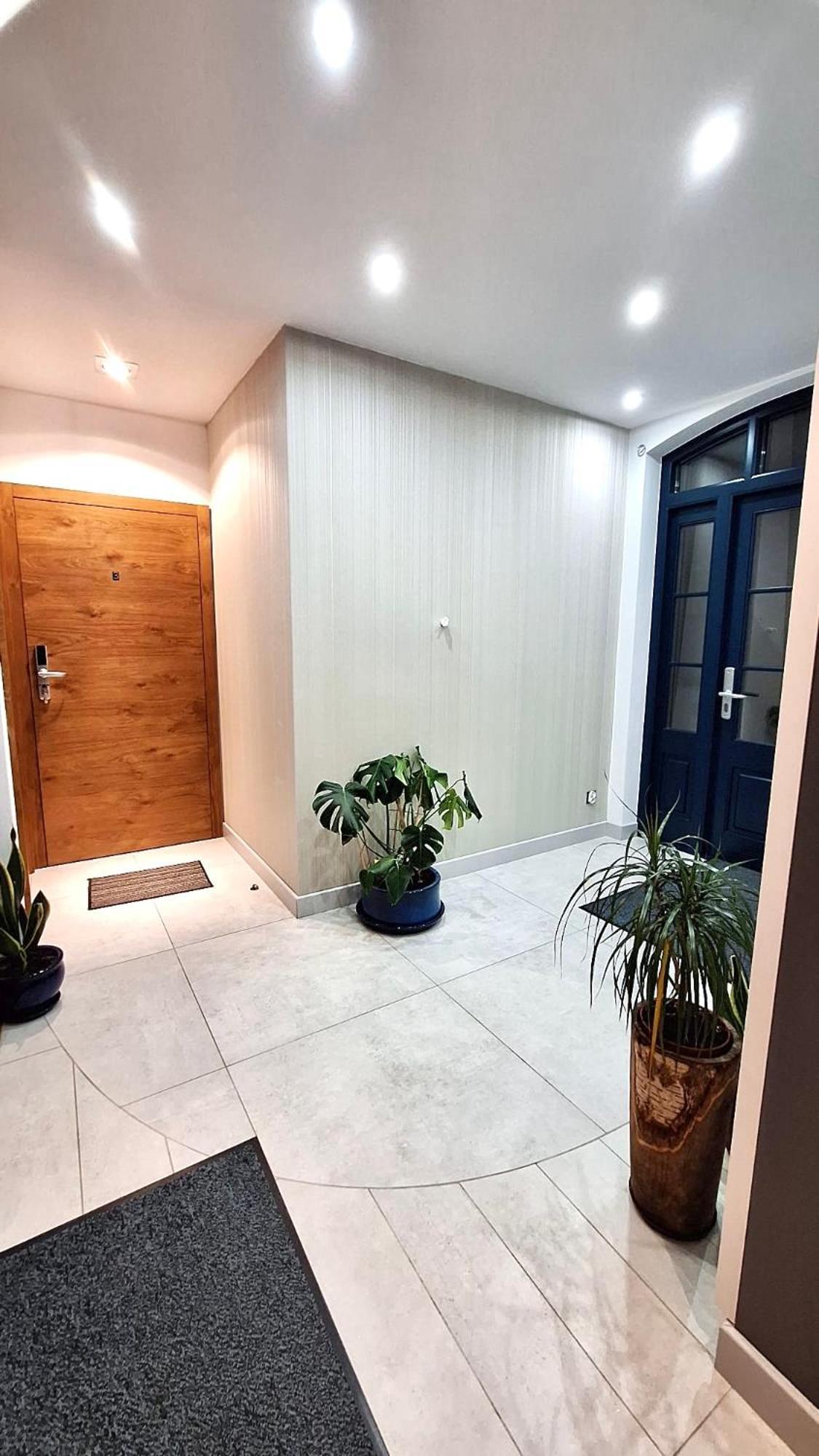 Homestay Elff -apartamenty I Goscinne