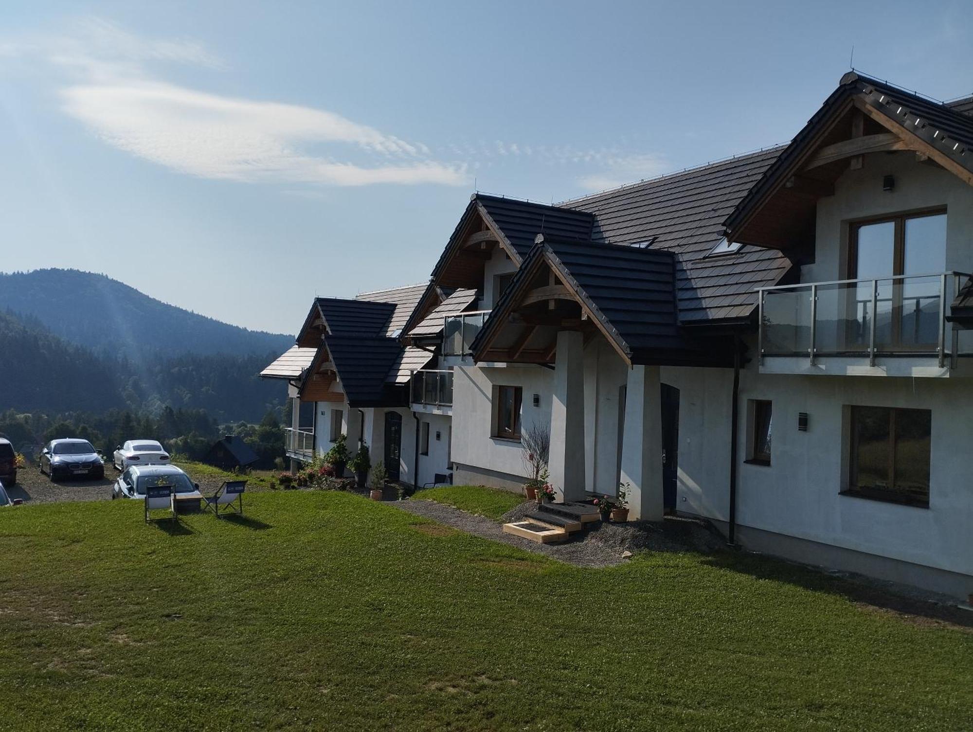 Homestay Elff -apartamenty I Goscinne Cisna