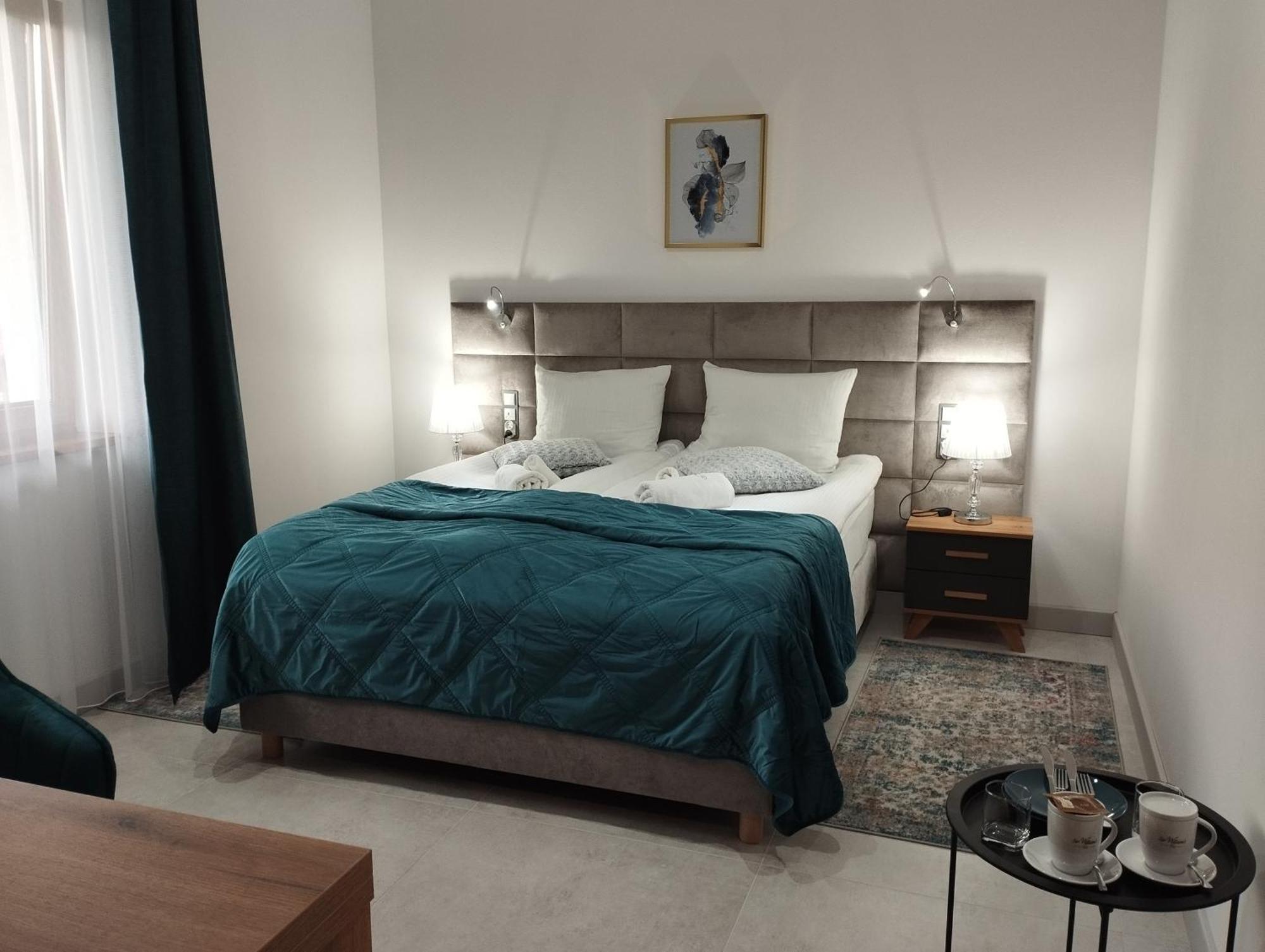 Elff -apartamenty I Goscinne *